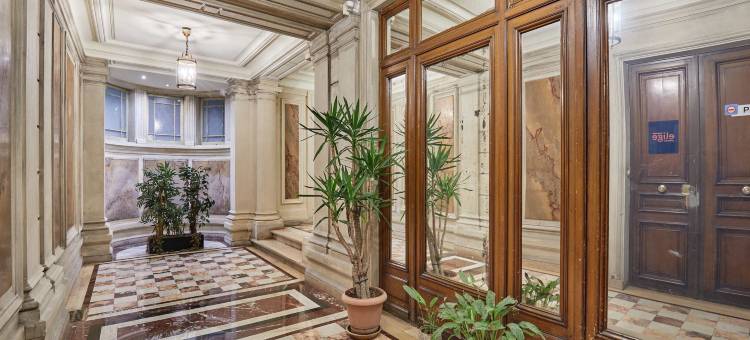Saint Honoré Luxury Apartment with AC图片