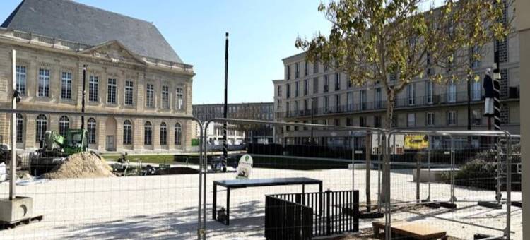La Petite Ecole Bright Museum View图片