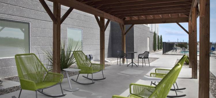 莫纳汉斯欢朋酒店(Hampton Inn Monahans)图片