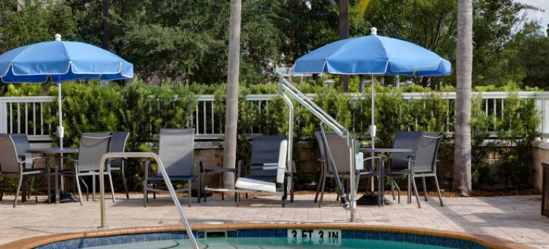 万枫泰特斯维尔肯尼迪航天中心酒店&套房(Fairfield Inn & Suites Titusville Kennedy Space Center)图片