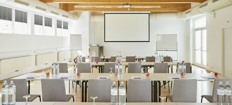 罗宾逊兰斯科伦酒店(Robinson Landskron)图片