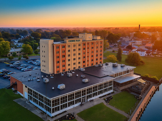 纽约尼亚加拉瀑布河畔皇冠假日酒店