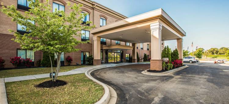 西门购物中心舒适套房酒店(Comfort Suites at WestGate Mall)图片