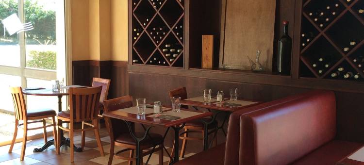 宜必思卡尔卡松 Est La Cité 酒店(Ibis Carcassonne Est la Cité)图片