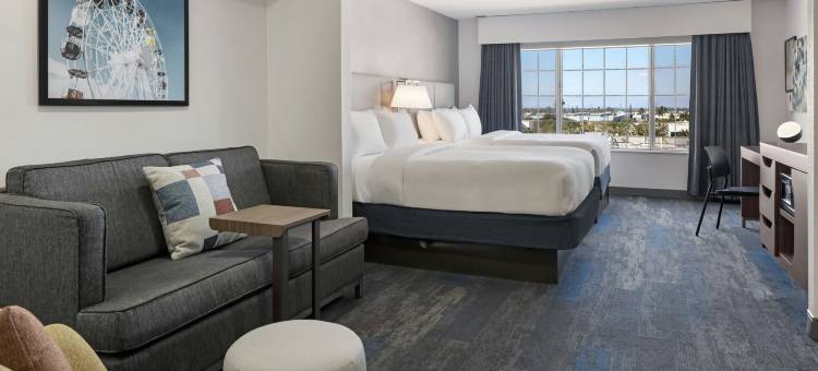 万豪城市快捷酒店圣塔安那/橙县机场(City Express by Marriott Santa Ana/Orange County Airport)图片