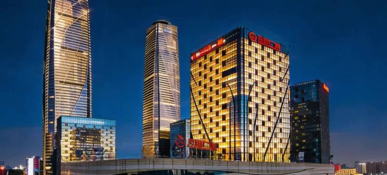 花里时光·观景影音美宿(昆明火车站西山万达广场店)图片