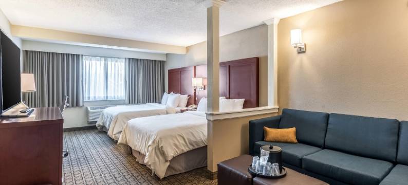 哈珀斯费里查尔斯镇凯隆酒店(Clarion Inn Harpers Ferry-Charles Town)图片