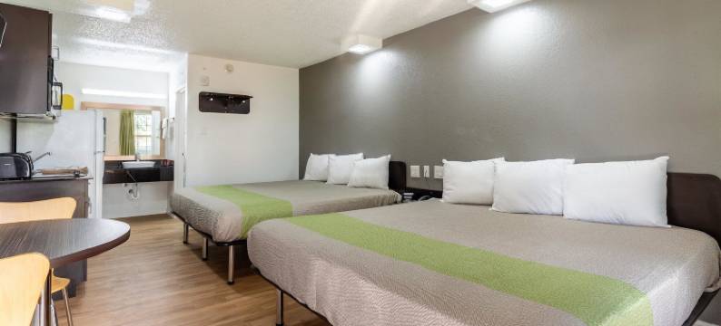 得克萨斯坦普尔 6 号开放式公寓酒店(Studio 6 Temple, TX)图片