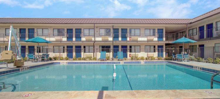 佛罗里达威尼斯 6 号汽车旅馆(Motel 6 Venice, FL)图片