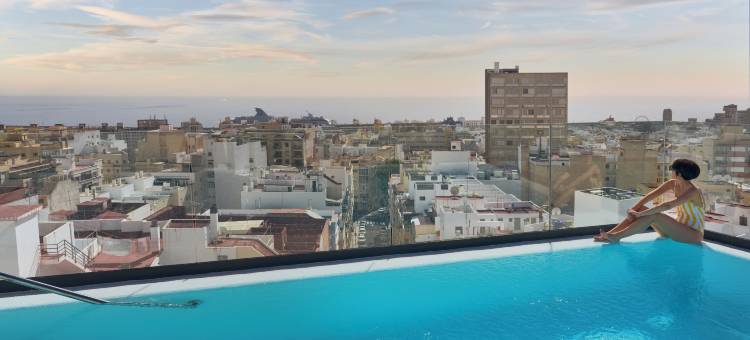 巴塞罗圣克鲁斯当代酒店(Barceló Santa Cruz Contemporáneo)图片