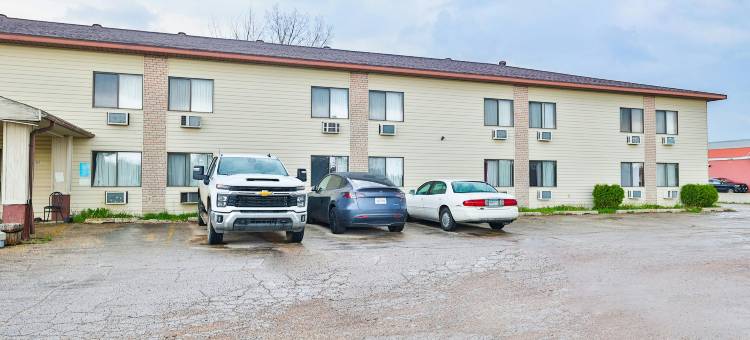 OYO Hotel Pipestone MN, 坎特伯雷公园(OYO Hotel Pipestone MN, Canterbury Park)图片