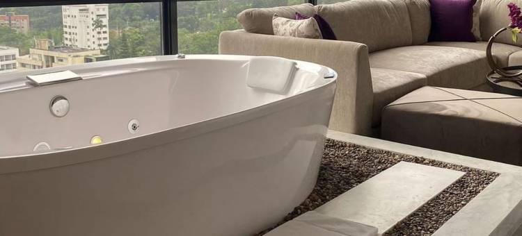 麦地那约克豪华套房(Bluedoors York Luxury Suites)图片