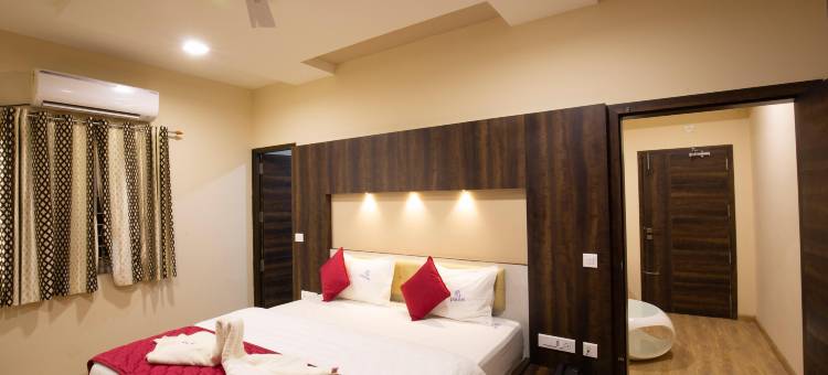 庞尼斯酒店(Ponnis Hotel)图片