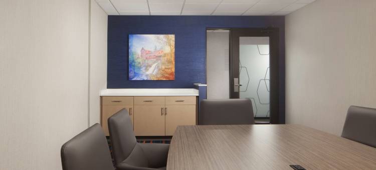 克利夫兰曼图尔欢朋套房酒店(Hampton Inn & Suites Cleveland-Mentor)图片
