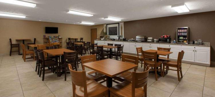 佩托斯基品质酒店(Quality Inn Petoskey)图片
