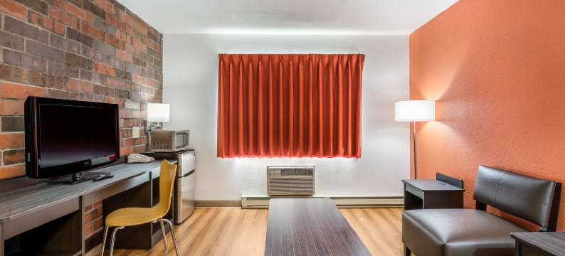 麦迪逊东6号汽车旅馆(Motel 6 Madison, WI - East)图片