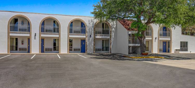 Motel 6 Sonora, TX图片