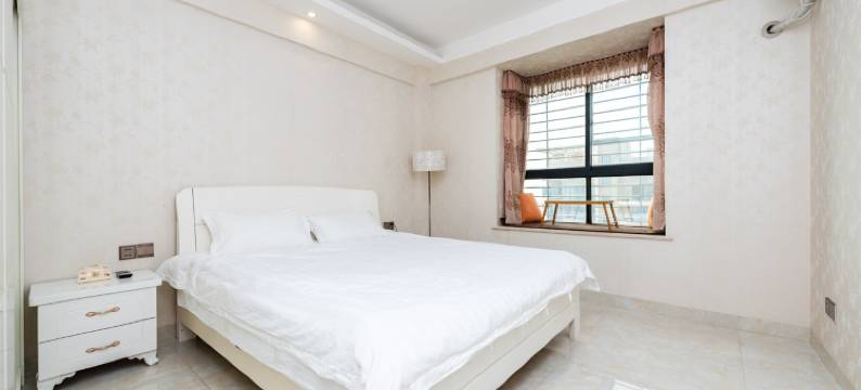 马銮湾全海景高级公寓(苏峰一路1号分店)图片