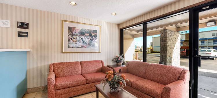 罗德威酒店-哥伦布西(Rodeway Inn)图片