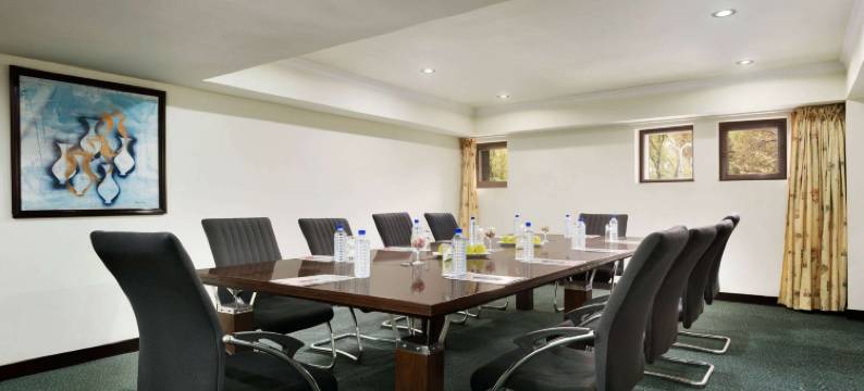 塔什干温德姆华美达酒店(Ramada by Wyndham Tashkent)图片