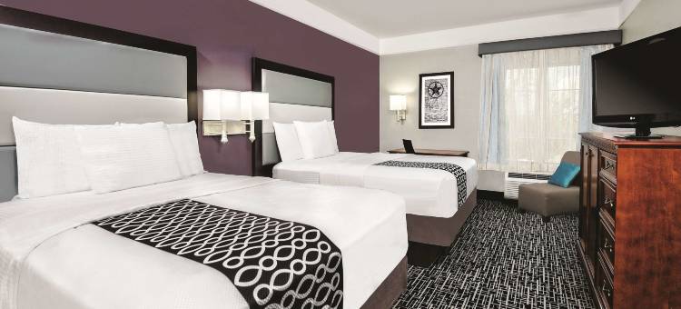 休斯顿罗森伯格拉昆塔温德姆套房酒店(La Quinta Inn & Suites by Wyndham Houston Rosenberg)图片