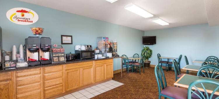 韦克尼速8酒店(Super 8 by Wyndham Wakeeney)图片