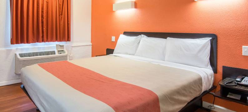 格拉斯波罗罗文大学6号汽车旅馆(Motel 6 Glassboro, NJ - Rowan University)图片