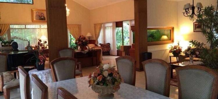 由Cocotel提供的花园家庭客栈。(The Garden Family Guest House Powered by Cocotel)图片