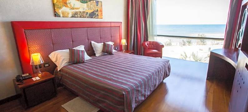 切法卢海洋皇宫酒店(Cefalù Sea Palace)图片