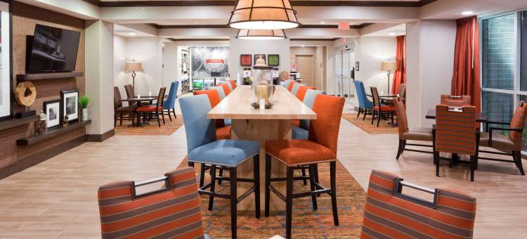 明尼阿波利斯布卢明顿西欢朋酒店(Hampton Inn Minneapolis Bloomington West)图片