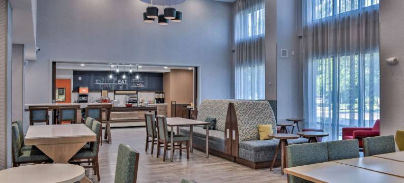 基恩希尔顿欢朋套房酒店(Hampton Inn & Suites by Hilton Keene)图片