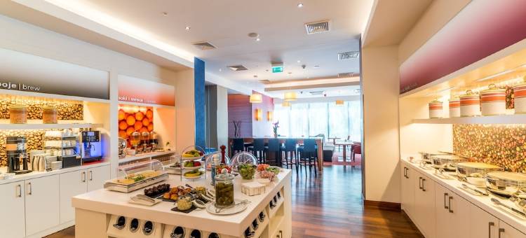 华沙机场希尔顿欢朋酒店(Hampton by Hilton Warsaw Airport)图片