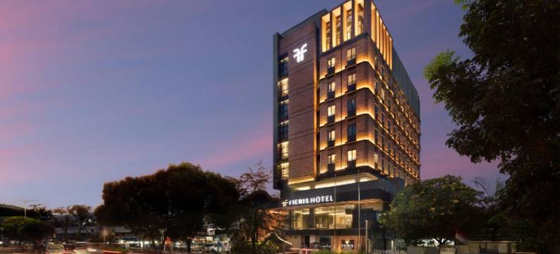 菲里斯禁烟酒店(Fieris Hotel Jakarta)图片