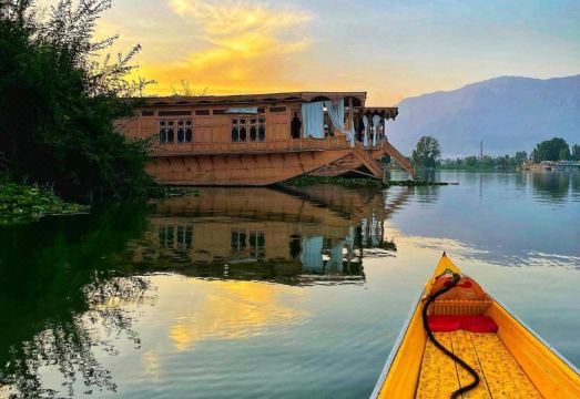 Inshallah Houseboats Hotel Overview