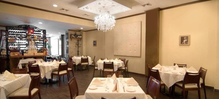 马可拉瓜迪亚酒店及套房(Marco LaGuardia Hotel and Suites)图片