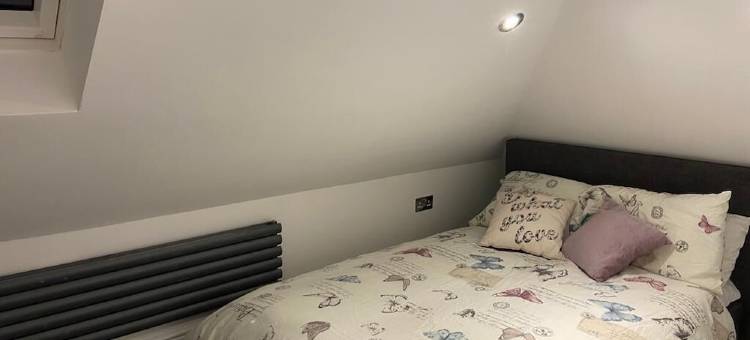 科尔斯登广场公寓(Coulsdon Place Apartments)图片