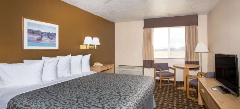 哈里肯/锡安国家公园地区戴斯酒店(Days Inn by Wyndham Hurricane/Zion National Park Area)图片