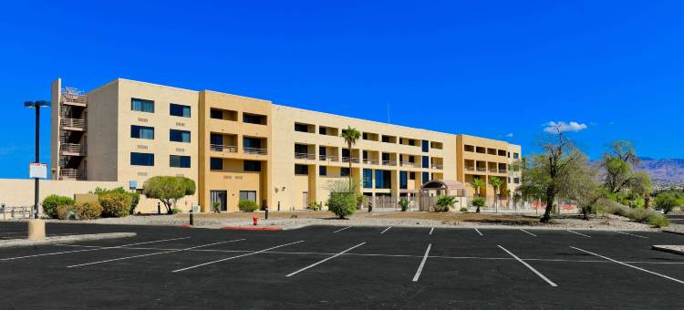 哈瓦苏湖岛屿旅馆酒店(Studio 6 Suites Lake Havasu City, AZ)图片