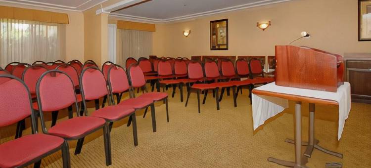 迪克森贝斯特韦斯特优质酒店(Best Western Plus Dixon Davis)图片