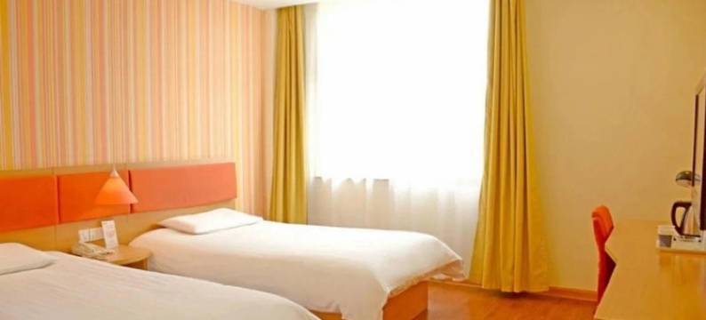 天域驿客酒店(哈密火车站店)图片