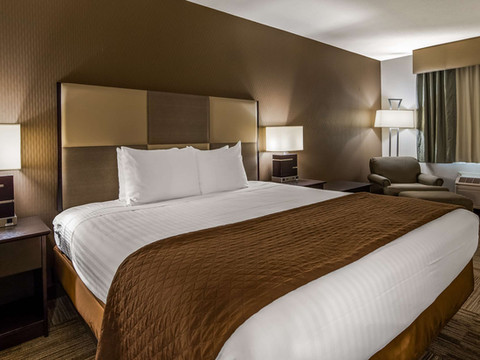 尤巴贝斯特韦斯特酒店