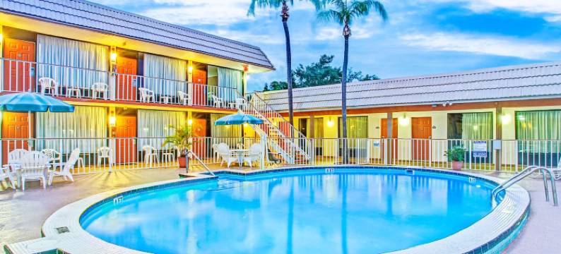 圣彼得堡中心戴斯酒店(Days Inn by Wyndham St. Petersburg Central)图片