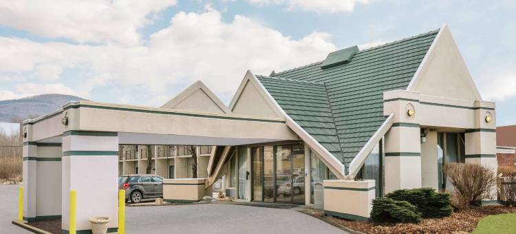 拉特兰/基灵顿地区戴斯酒店(Days Inn by Wyndham Rutland/Killington Area)图片