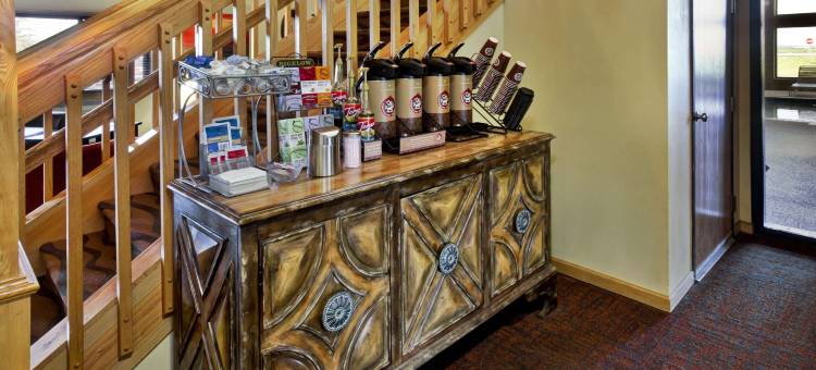 包地特美吟温德姆套房酒店(AmericInn by Wyndham Baudette)图片