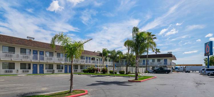 加州洛斯特希尔斯Motel 6酒店(Motel 6 Lost Hills, CA)图片