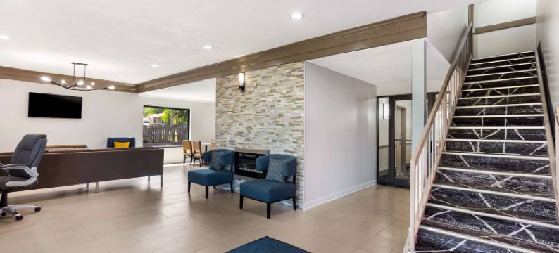 南本德圣母大学附近品质酒店(Quality Inn South Bend Near Notre Dame)图片