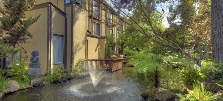 黛娜花园酒店(Dinah's Garden Hotel)图片