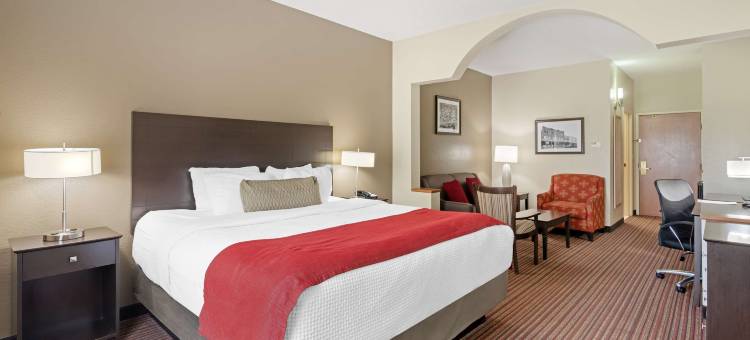 布拉德伯里贝斯特韦斯特优质套房酒店(Best Western Plus Bradbury Inn  Suites)图片