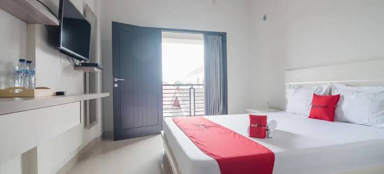 红多兹伊斯兰酒店-近占碑图古朱安(RedDoorz Syariah Near Tugu Juang Jambi)图片