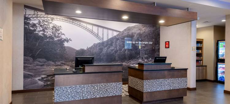 摩根敦拉昆塔温德姆套房酒店(La Quinta Inn & Suites by Wyndham Morgantown)图片